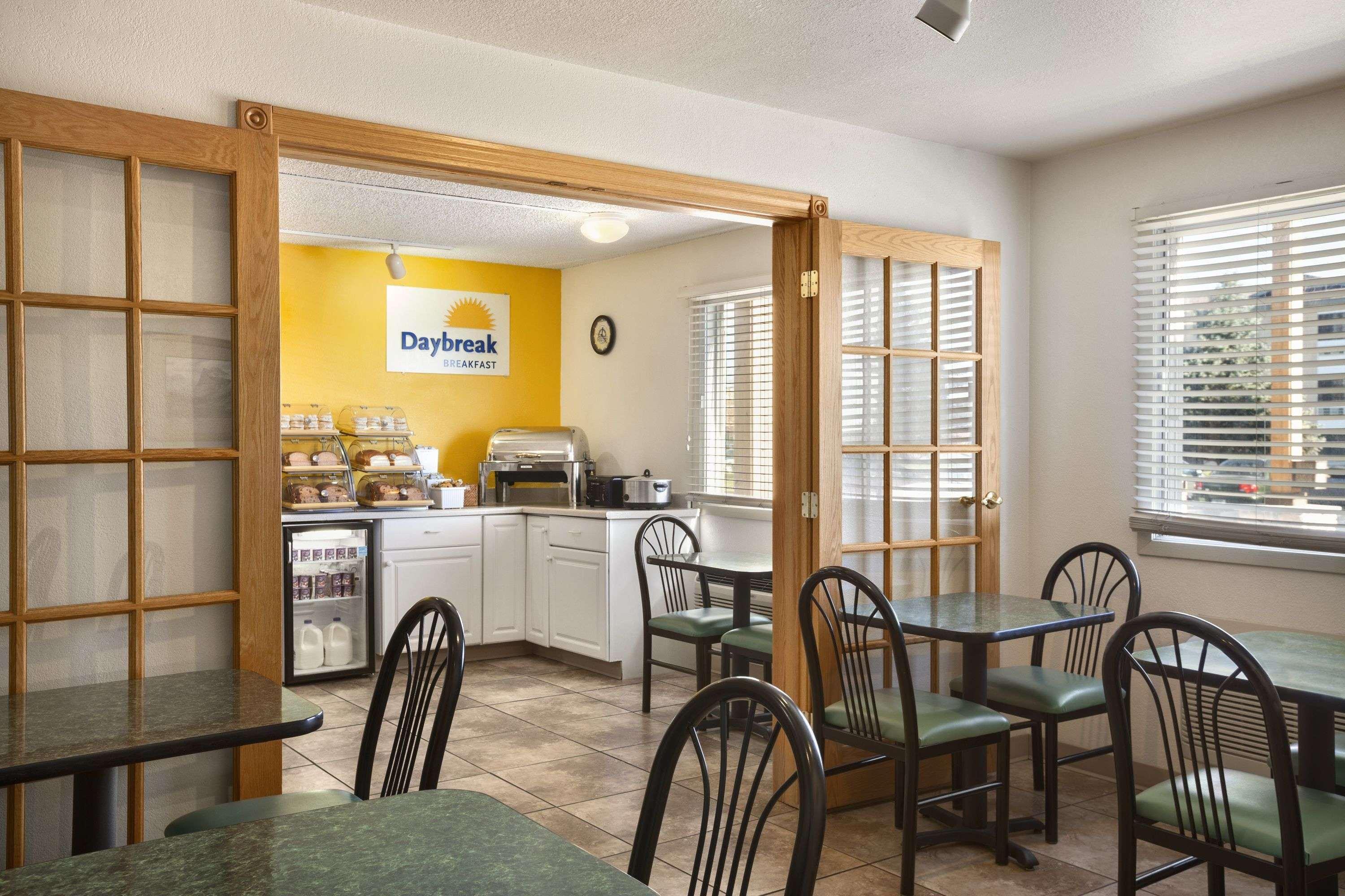 Days Inn By Wyndham Billings Ngoại thất bức ảnh